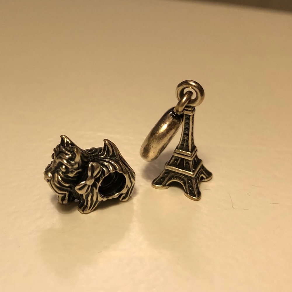 Pandora charms: 2 charms Eiffel Tower & Dog
